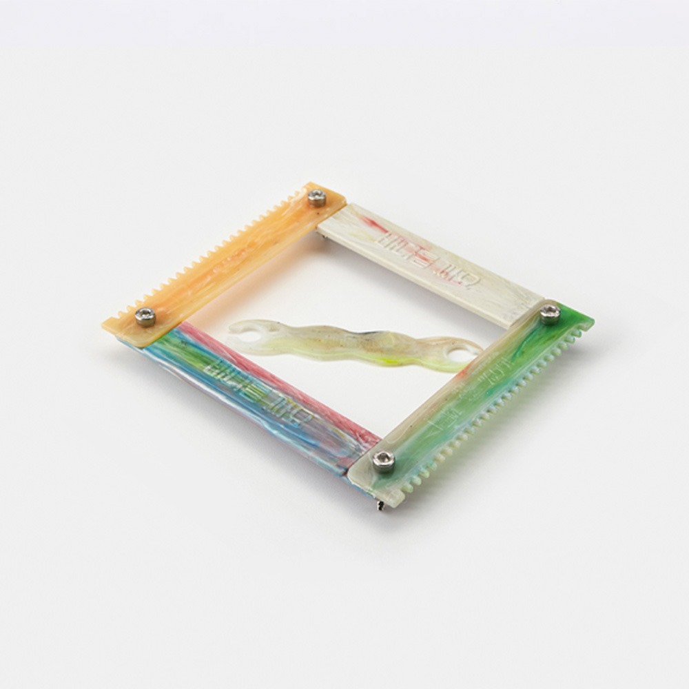 플레이31ㅣ바다를 짜요 - 병뚜껑 플라스틱을 녹여 만든 DIY 직조 키링